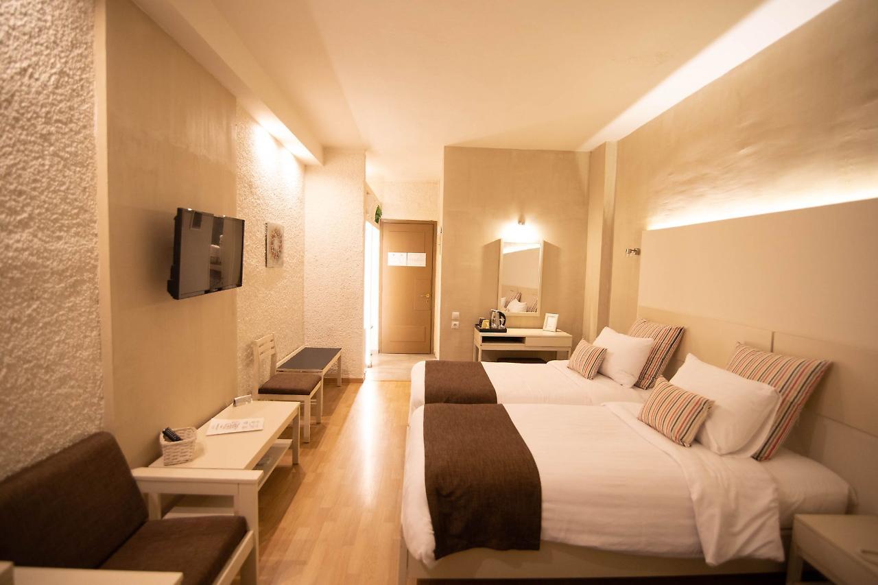 Nidimos Hotel デルポイ エクステリア 写真